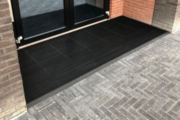 Profi Brush Outdoor-Fußmatte nach maß | Bürsten